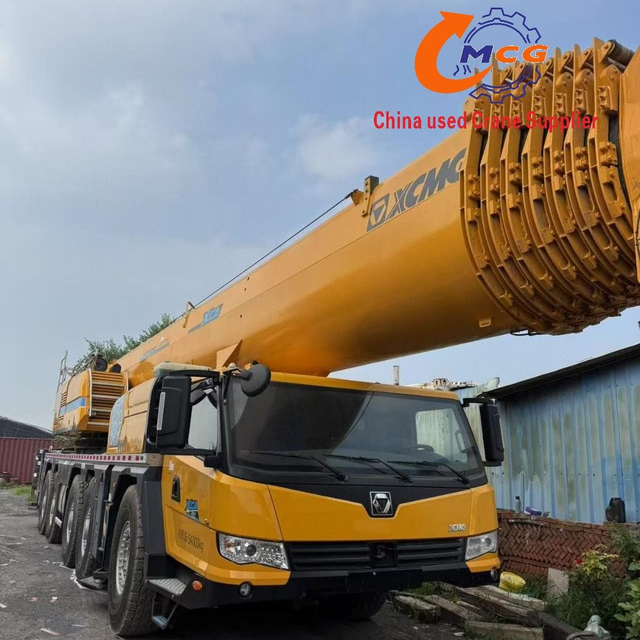Для продажи: 2020 XCMG 200-тонного, 8-сечения Boom XCA200L8 использовал грузовый кран, лучший выбор для тяжелой строительной машины.