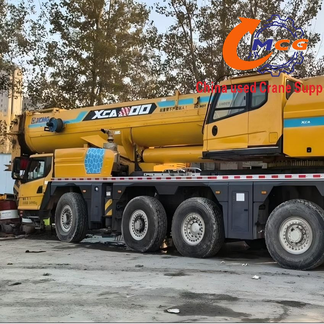 Б/у автокран повышенной проходимости XCMG 220 тонн XCA220L7 2019 года выпуска.